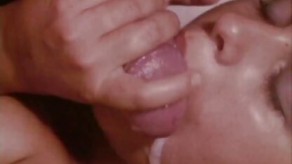 Jia pim sec 100 Lisa tự thỏa mãn trong nhà bếp
